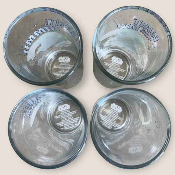 Star Wars Mandalorian Baby Yoda Set of 4 Glassware Tumbler 10 oz. 6" Tall 295 ml - Picture 5 of 7